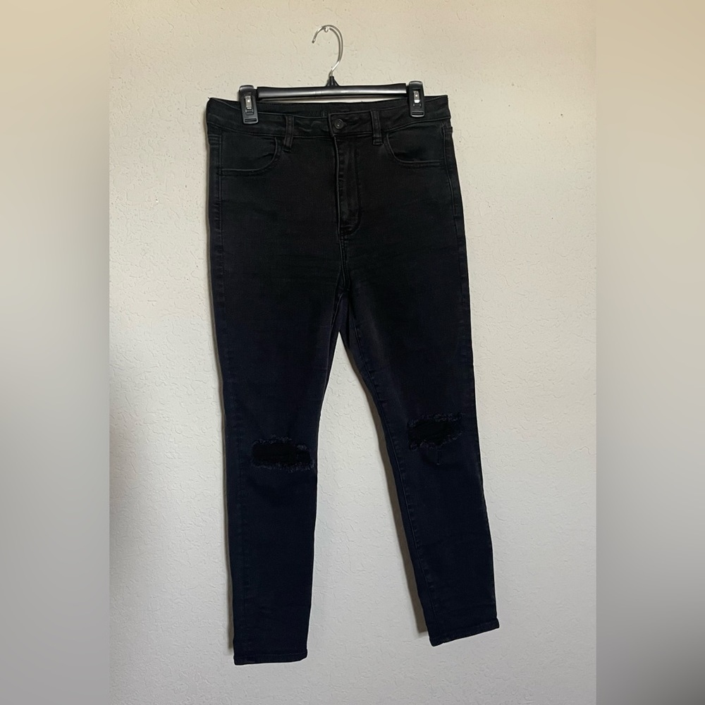 Ripped Black Skinny Jeans.